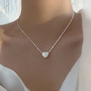 "Colar de Prata Esterlina 925 com Pingente de Coração - Um Presente Encantador e Simples para Mulheres.